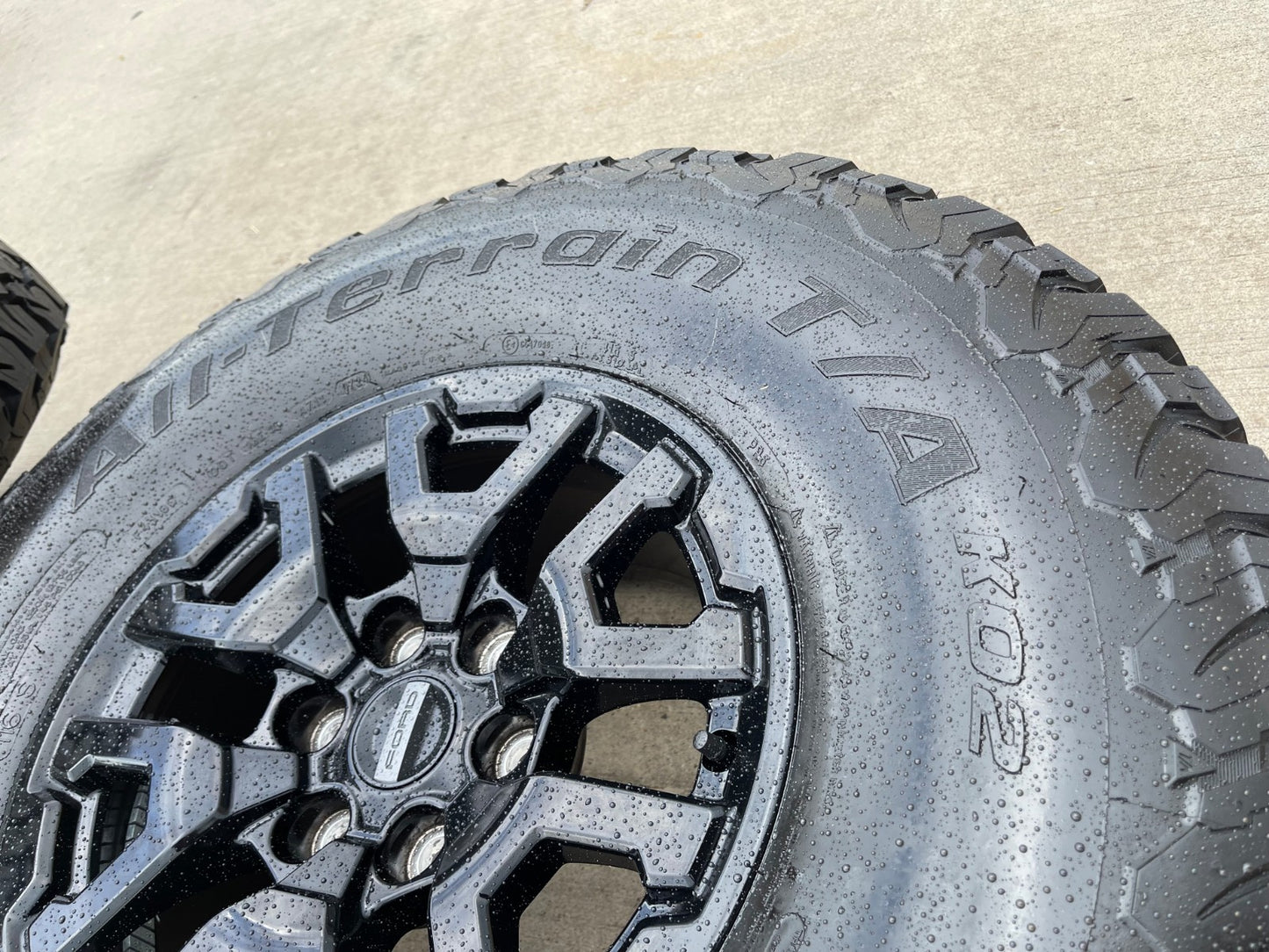 17" Ford F-150 Raptor Bronco OEM 10461 rims wheels 2025 2026 BFG KO2 A/T NEW 37"