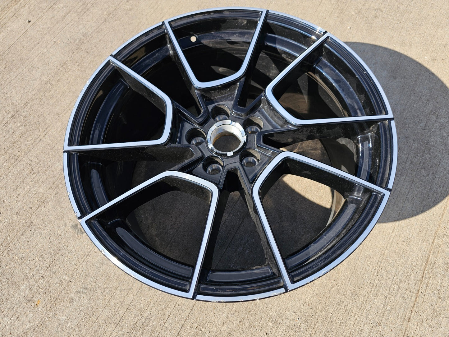 21" Lucid Sapphire Air OEM Grand Touring wheel rim REAR 2022 2023 2024 2025 2026