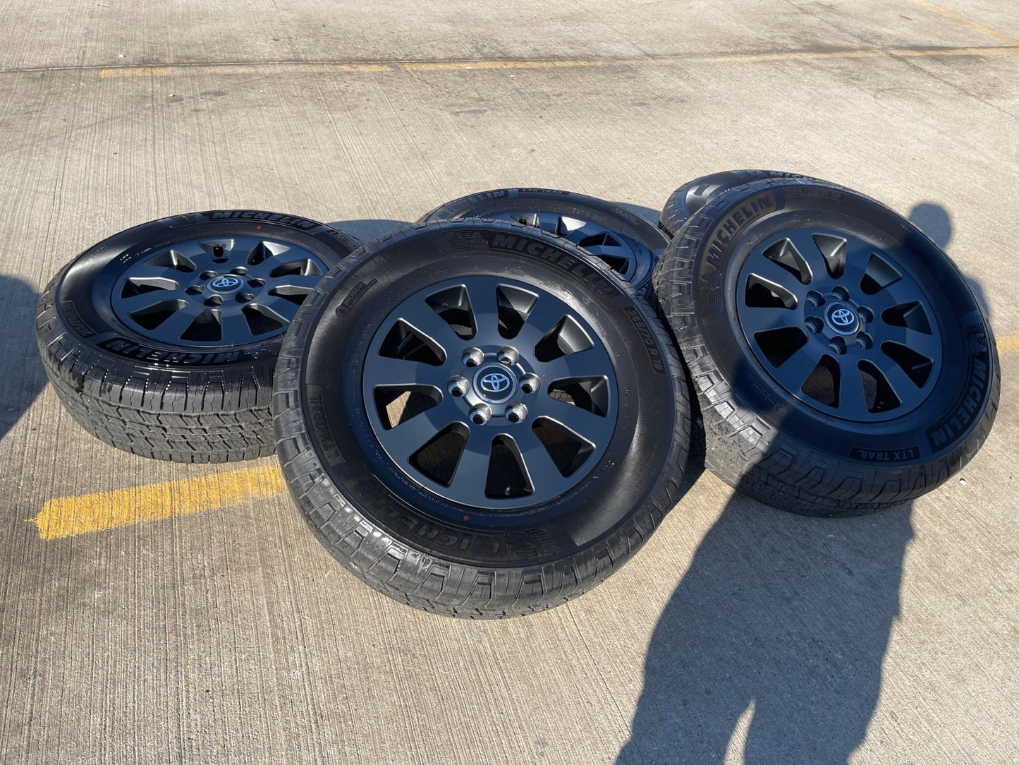 18" Toyota Land Cruiser OEM TRD wheels rims 95952 Tundra Sequoia MICHELIN NEW