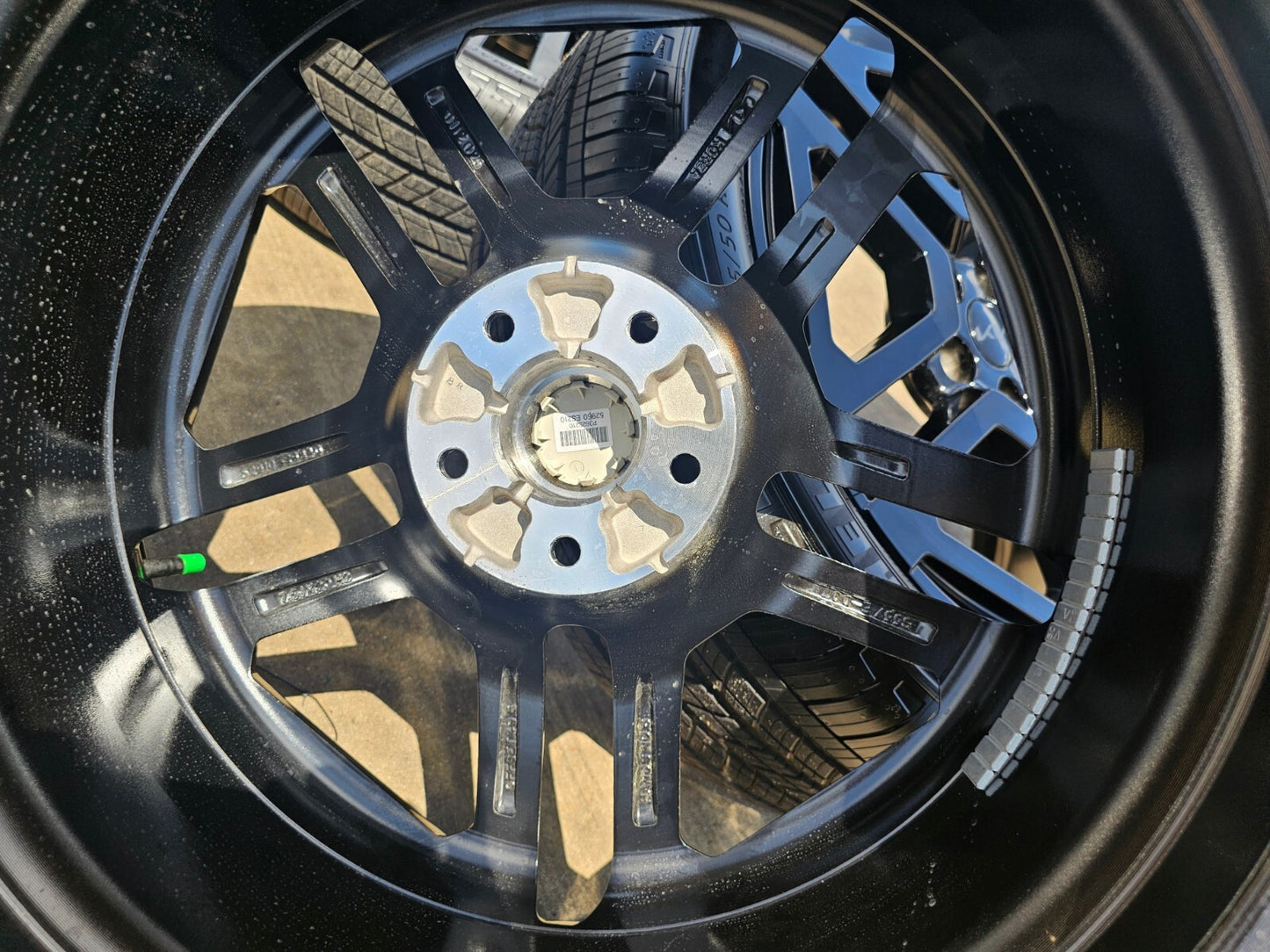 20" Kia Telluride Prestige X-PRO OEM wheels rims 74721 Sedona 2023 2024 2025 NEW