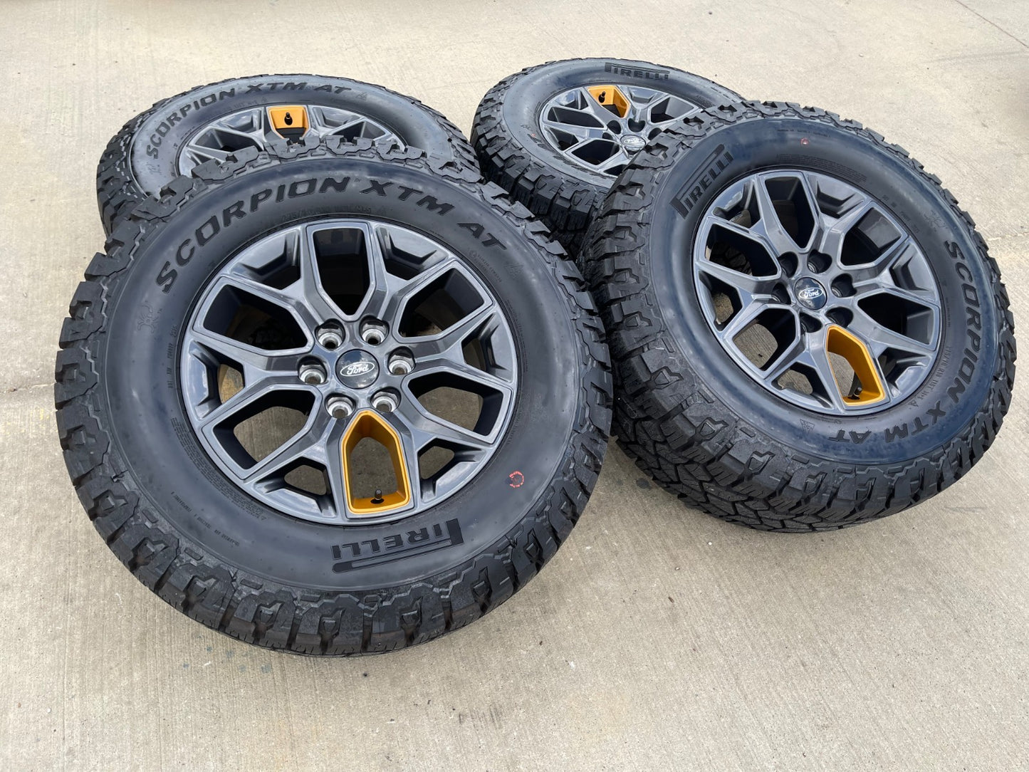 18" Ford Expedition F-150 TREMOR OEM rims wheels TIMBERLINE PIRELLI XTM NEW 2027