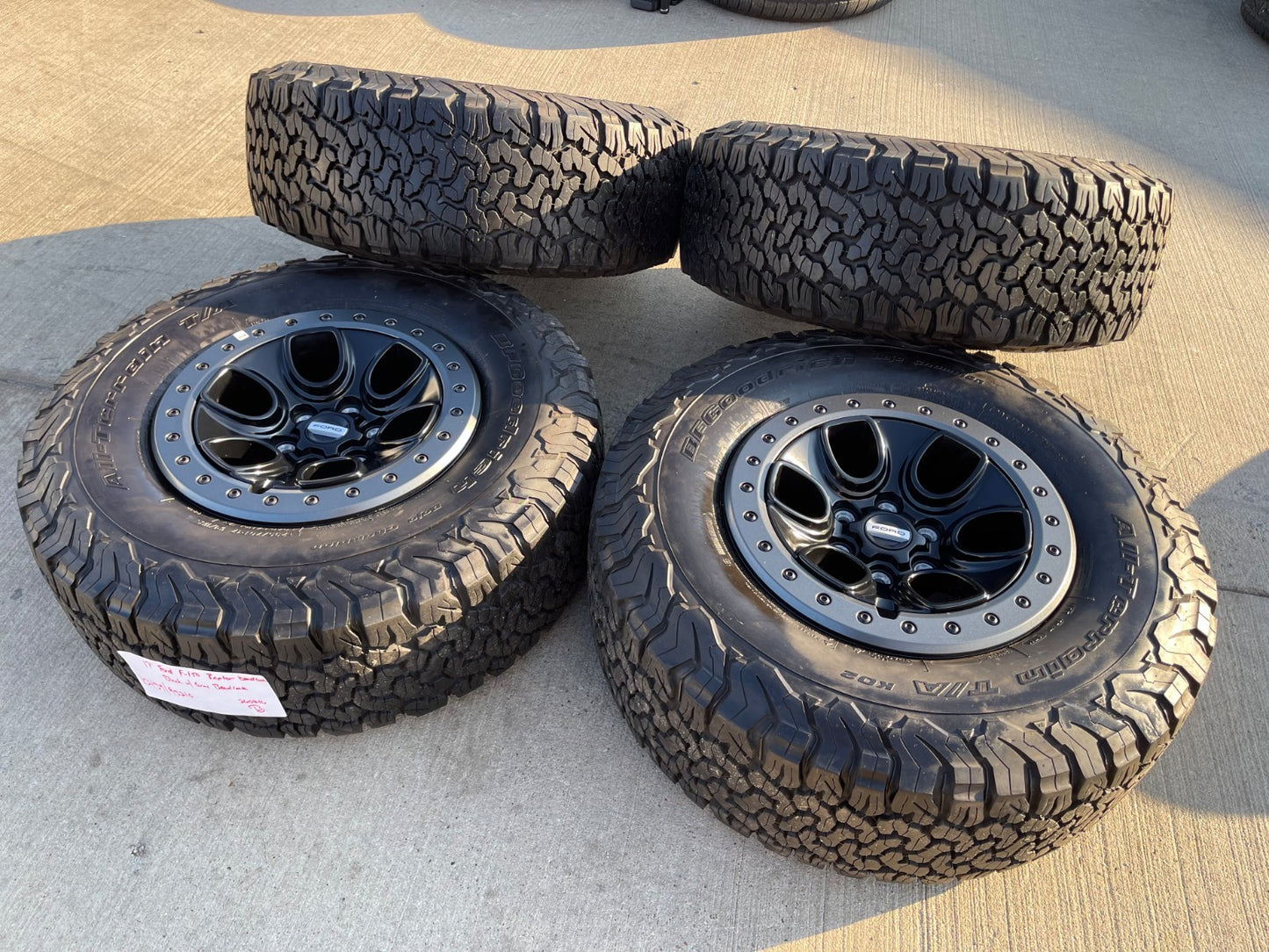 17" Ford F-150 Raptor OEM BEADLOCK rims wheels SET 10459 95210 BFG KO2 tires