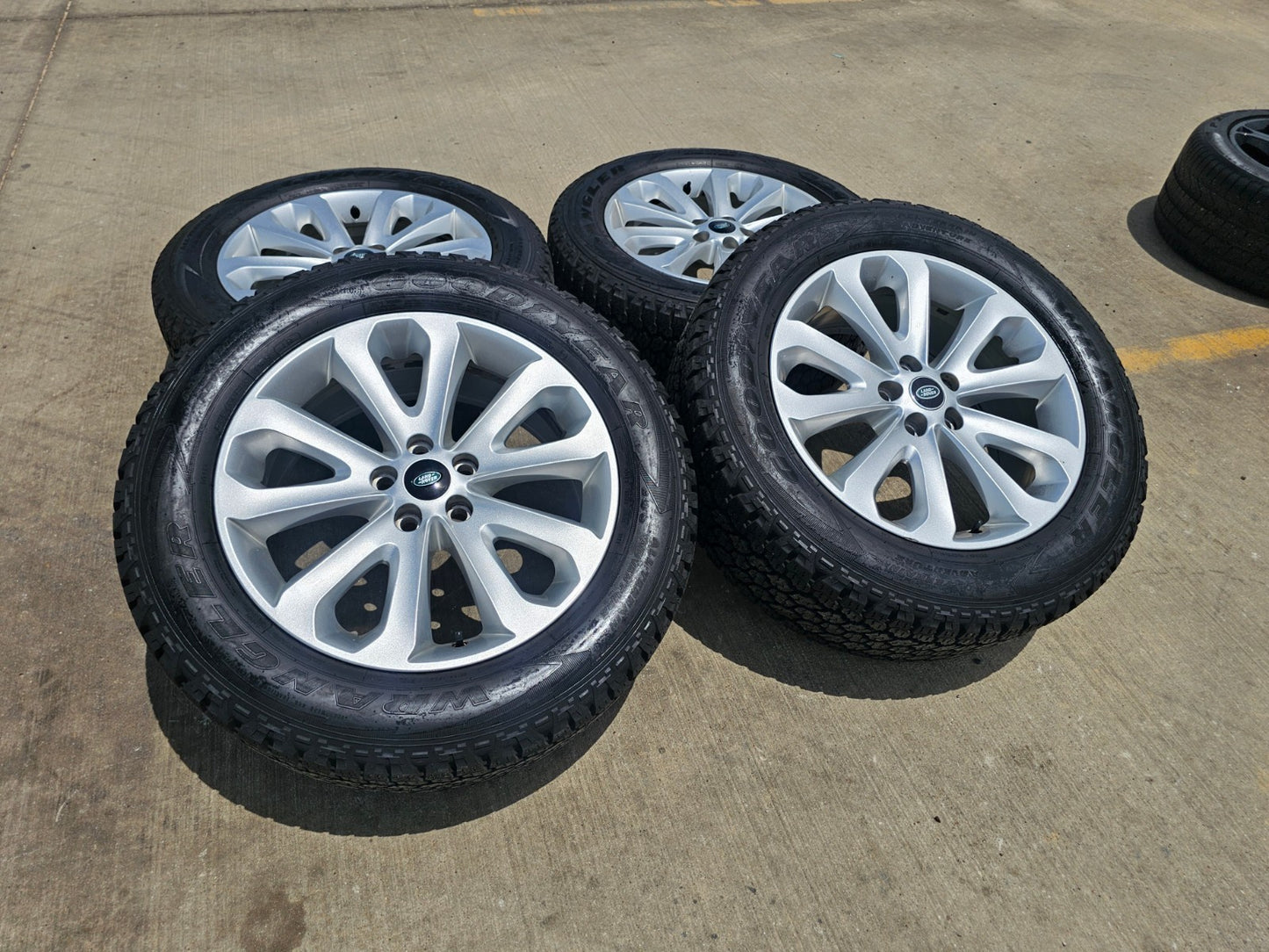 20" Range Rover OEM 72245 wheels rims Land Defender tires SET GOODYEAR A/T