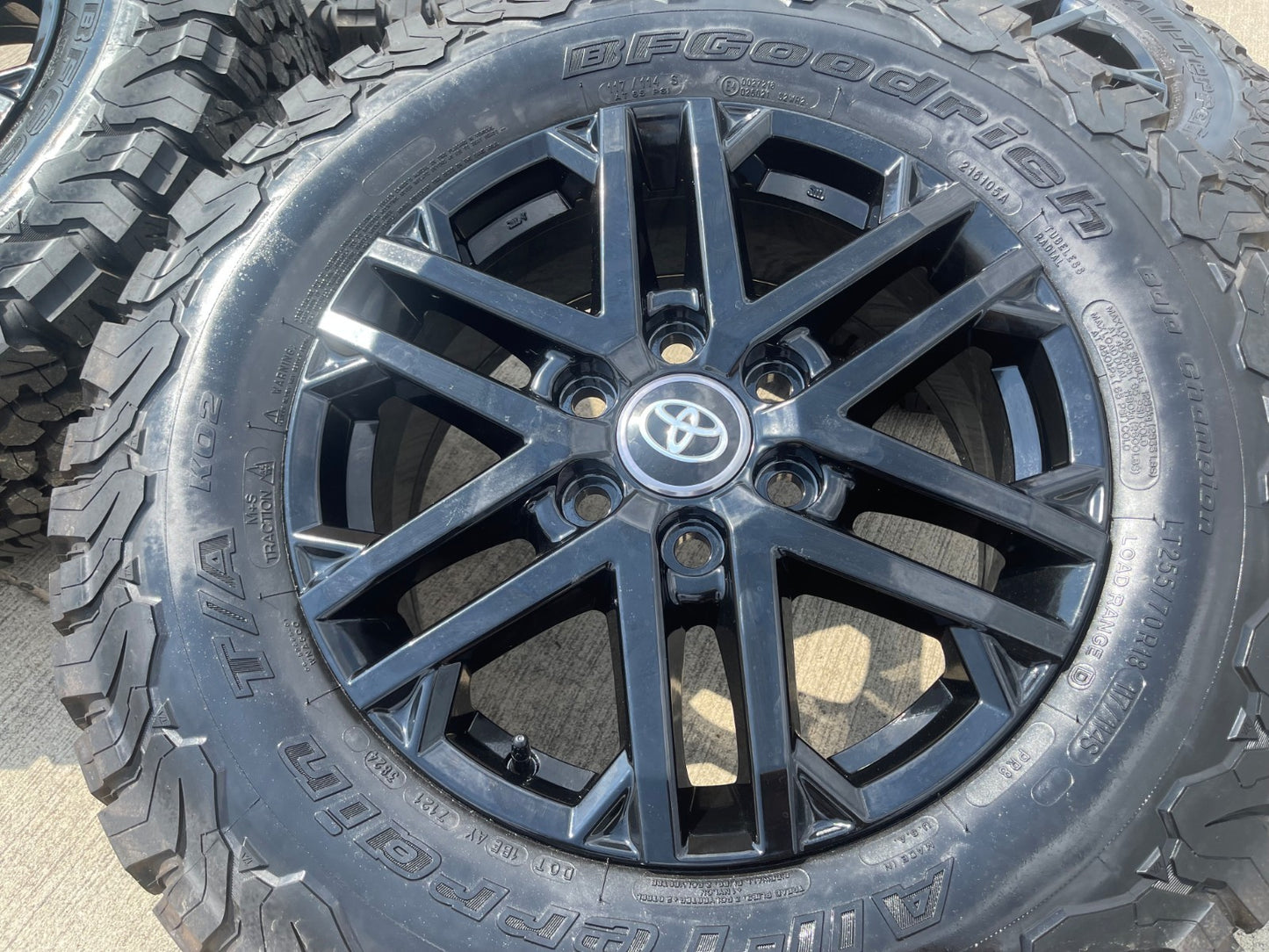 18" Toyota Tundra Sequoia TRD OEM 75281 wheels rims LX600 2025 2026 NEW BFG KO2