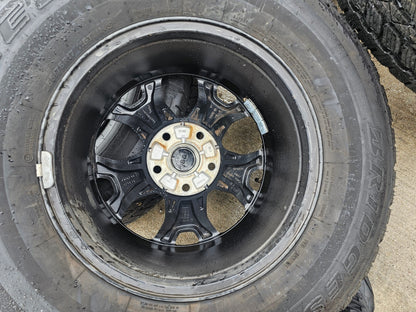 17" Jeep Wrangler Rubicon OEM 9218 wheels rims Gladiator tires SET DUELER A/T