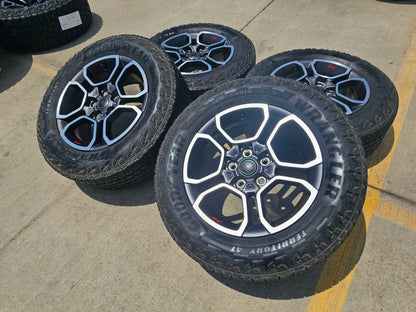 18" Jeep Grand Cherokee TRAILHAWK L OEM wheels rims 9309 Durango tires