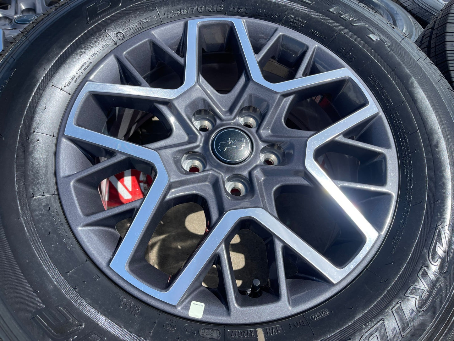 18" Jeep Wrangler Gladiator Grand Cherokee OEM 9331 wheels rims SET tires NEW