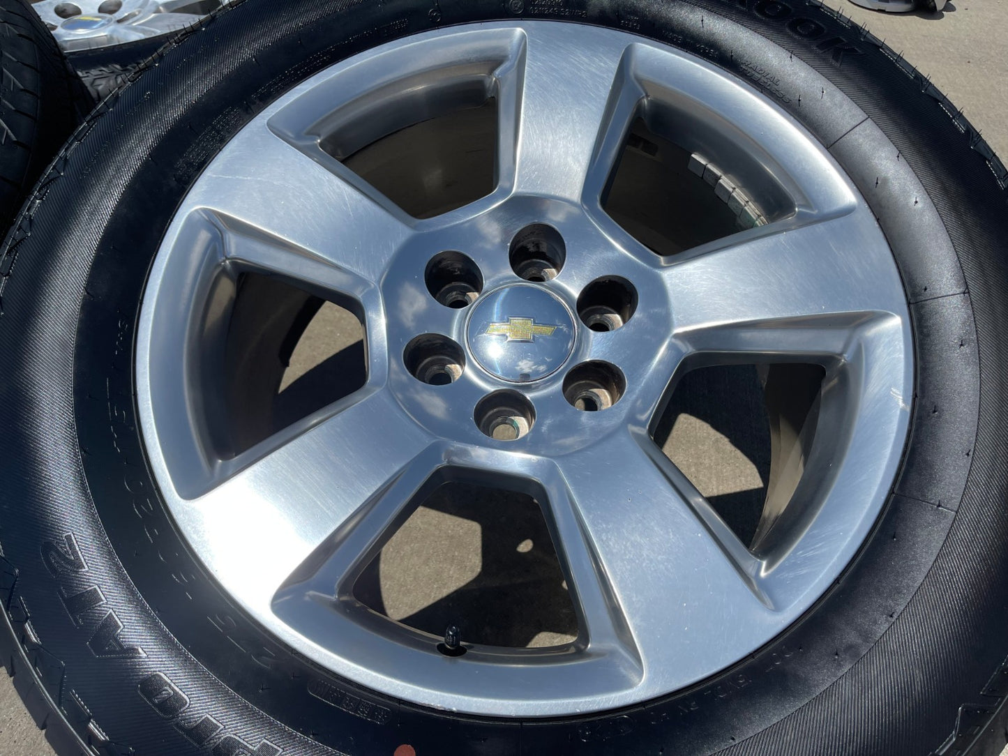 20" Chevy Silverado 1500 Tahoe Suburban OEM wheels rims 5652 SET HANKOOK A/T NEW