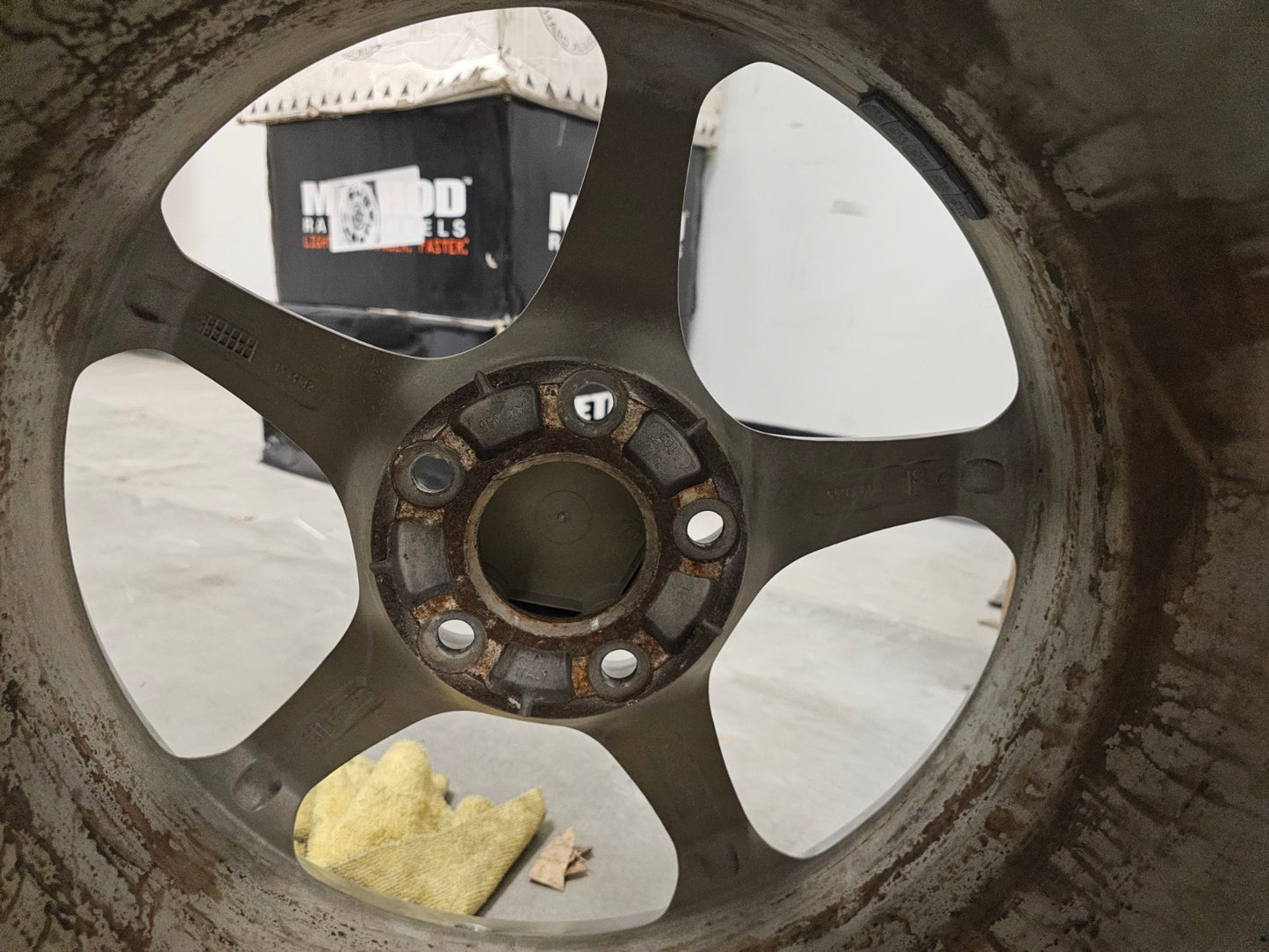 18" 18x9.5 Chevy Corvette OEM rim wheel 5105 5104 2003 2004 2005 REAR