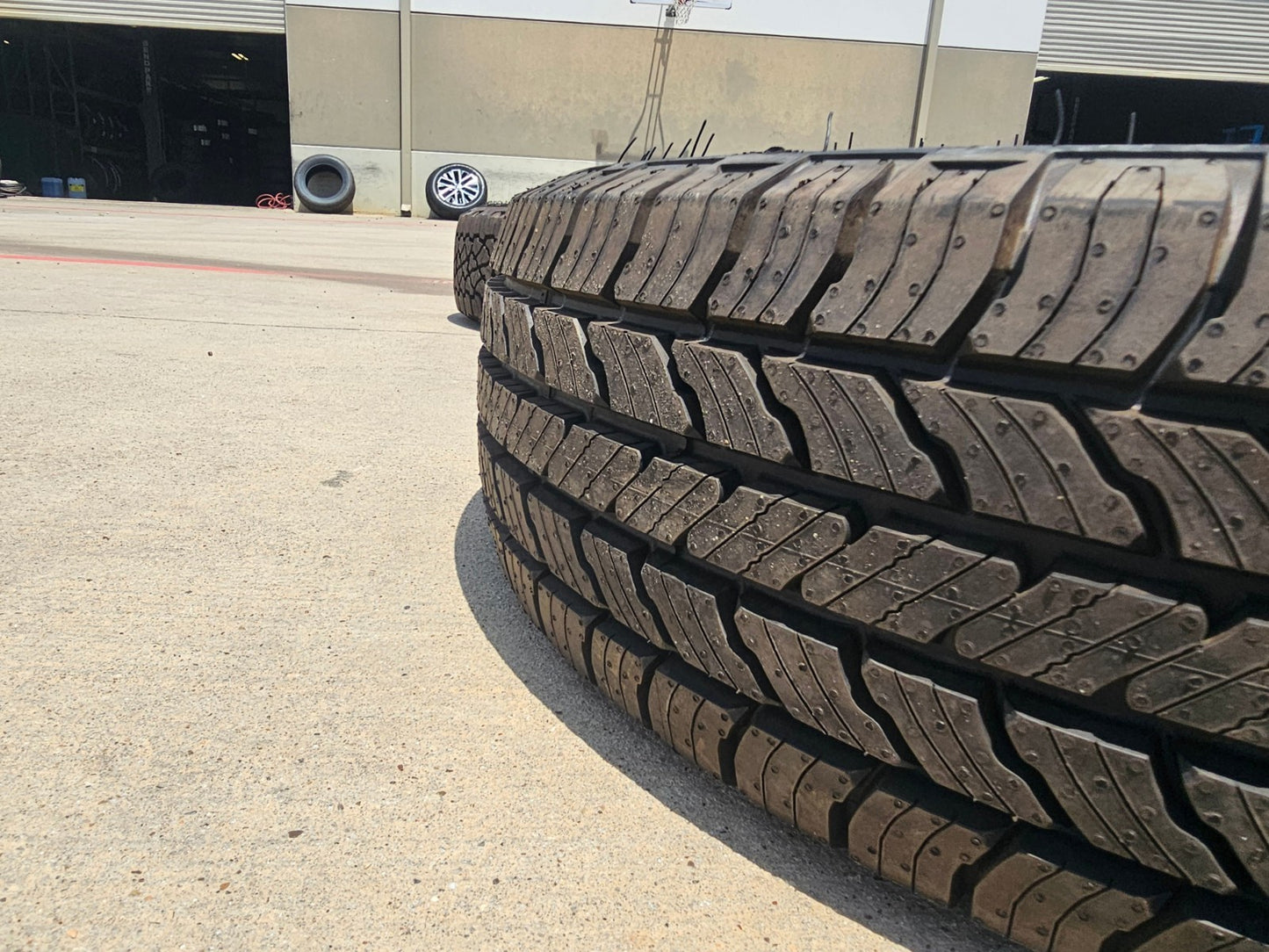 (1) 245/75/17 Ironman All Country H/T tire 245/75R17 M+S 121S LT 10 ply LRE NEW