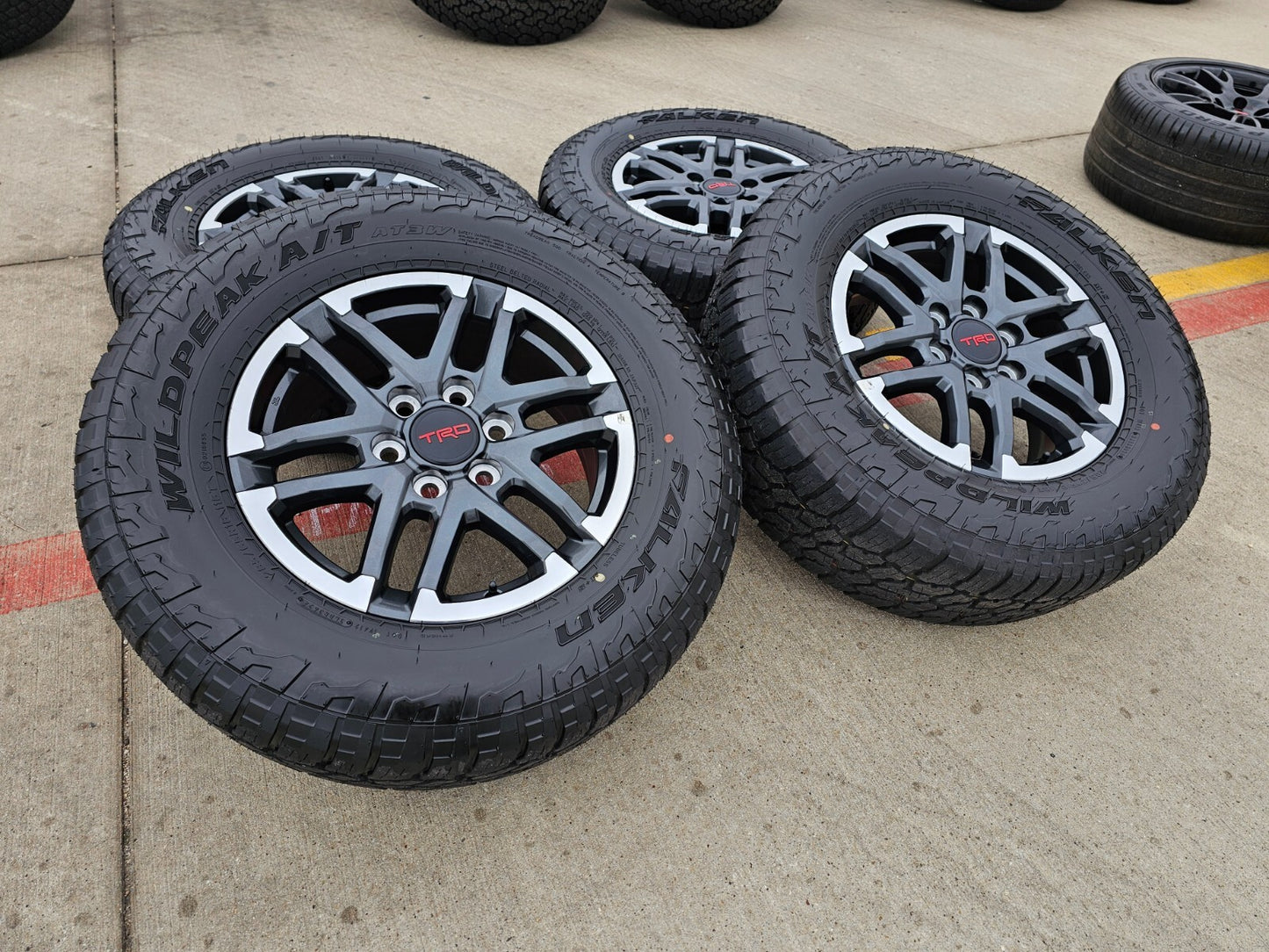 18" Toyota Tacoma TRD OEM 10641 wheels rims 2024 2025 2026 FALKEN NEW 33"