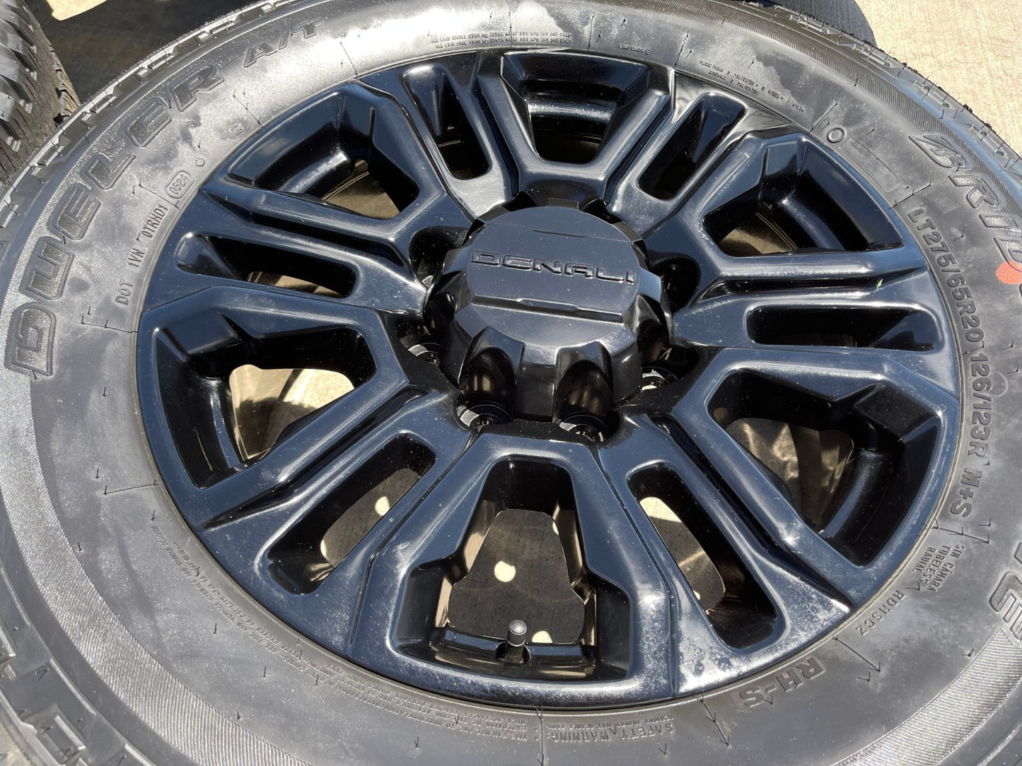 20" GMC Sierra Chevy 2500 OEM 5957 BLACK DIAMOND wheels rims 2024 2025 2026 NEW