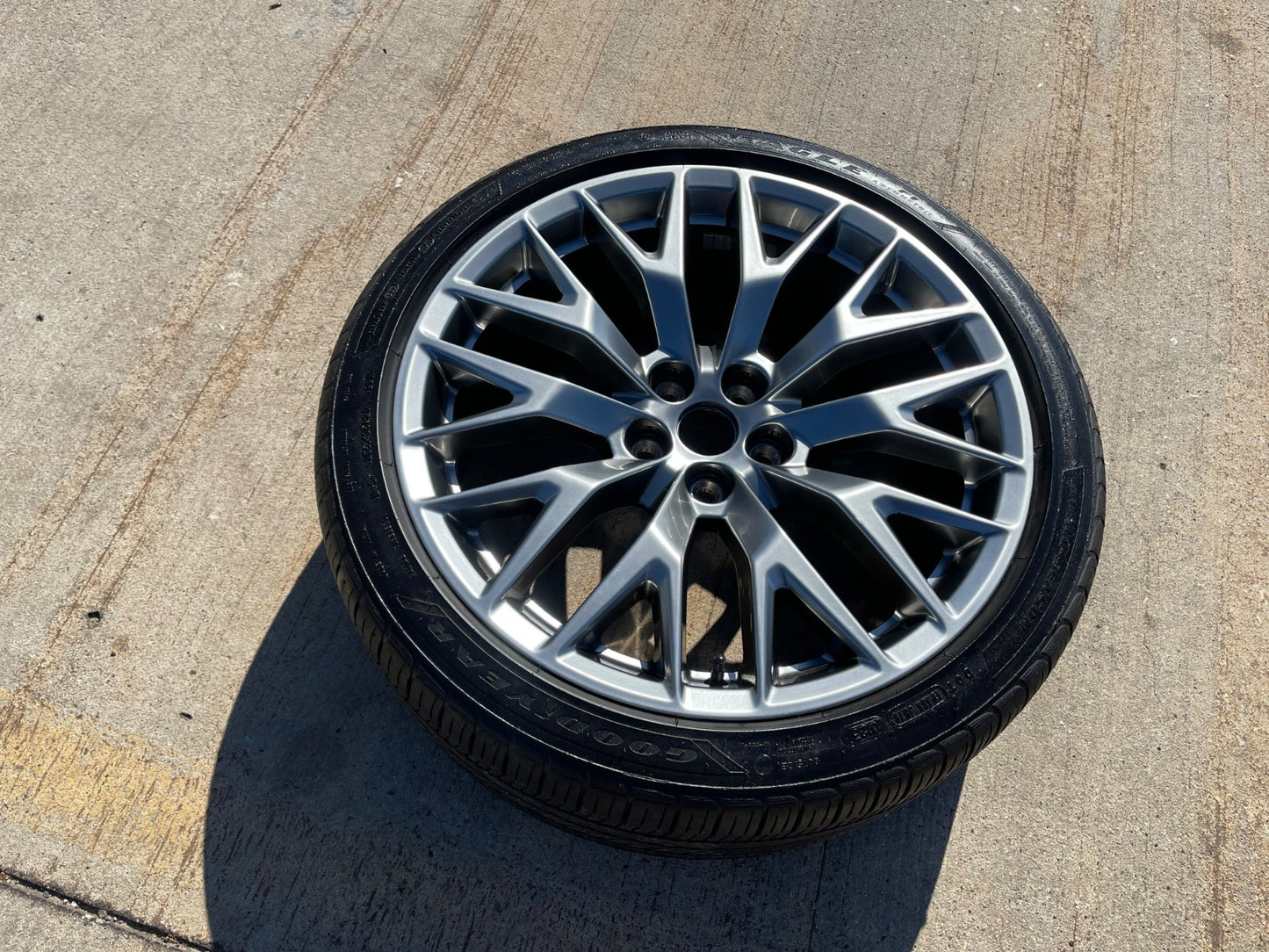20" Ford Mustang GT OEM 10609 wheel rim tire 2020 2021 2022 2023 2024 2025