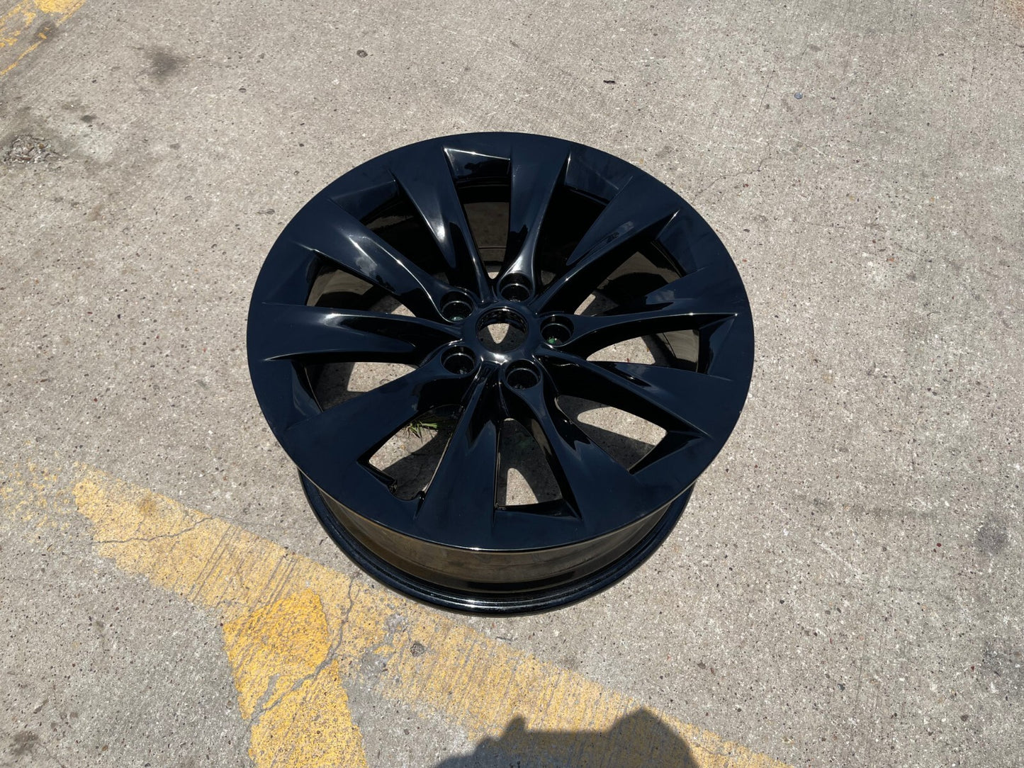 19" Tesla Model S Slipstream OEM wheel rim 190190 spare 2022 2023 2024 2025