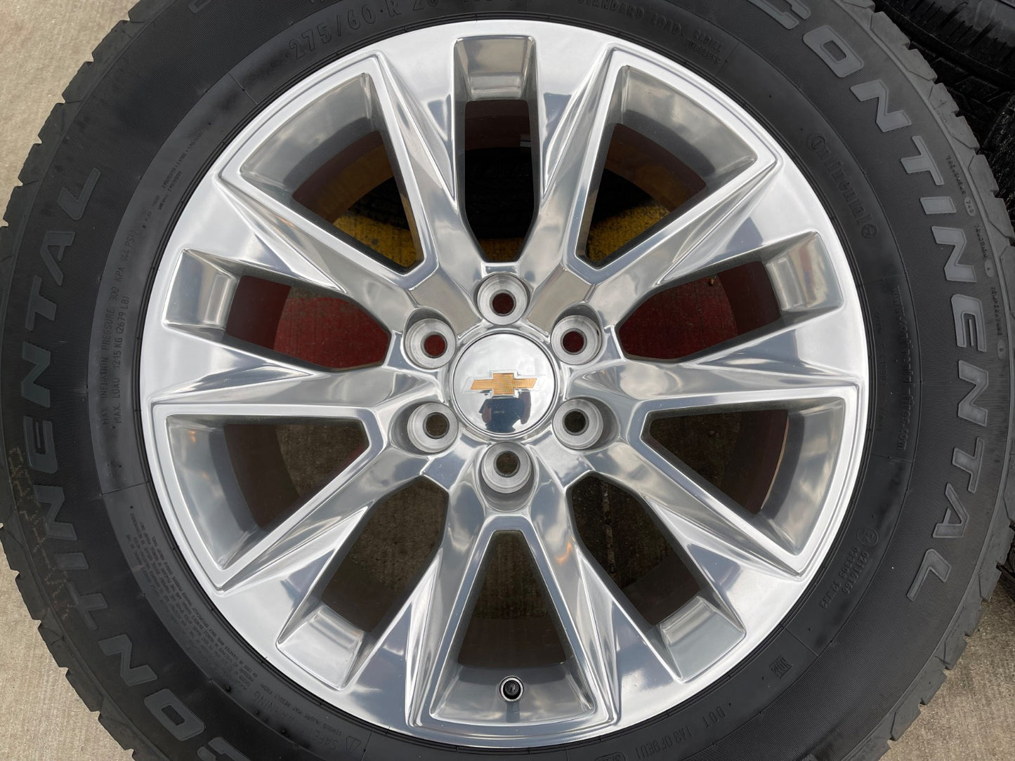 20" Chevy Tahoe Silverado 5920 OEM wheels rims GMC Yukon 2025 2026 CONTINENTAL