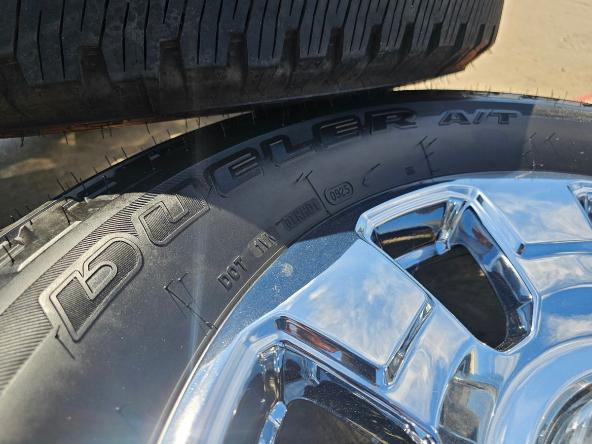20" Ford F-250 F-350 OEM 10295 25085 10552 chrome wheels rims BRIDGESTONE NEW