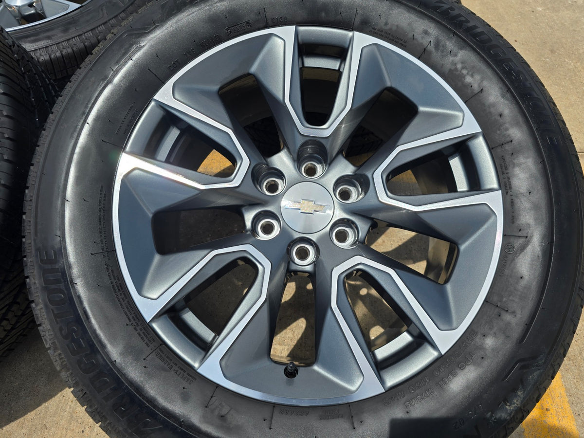 20" Chevy Silverado 1500 Tahoe OEM 5915 5916 wheels rims SET BRIDGESTONE NEW