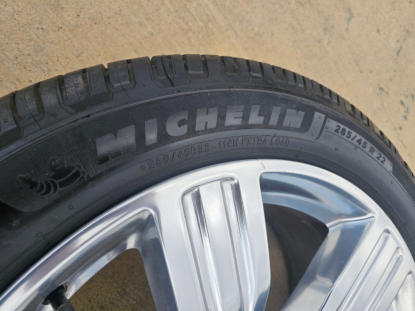 22" Ford F-150 King Ranch LIMITED OEM rims wheels 10442 Expedition MICHELIN