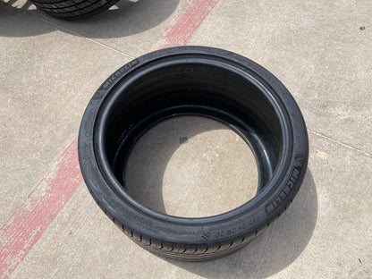 (1) 335/25/20 Michelin Pilot A/S All Season 4 ZP 99Y 335/25R20 tire
