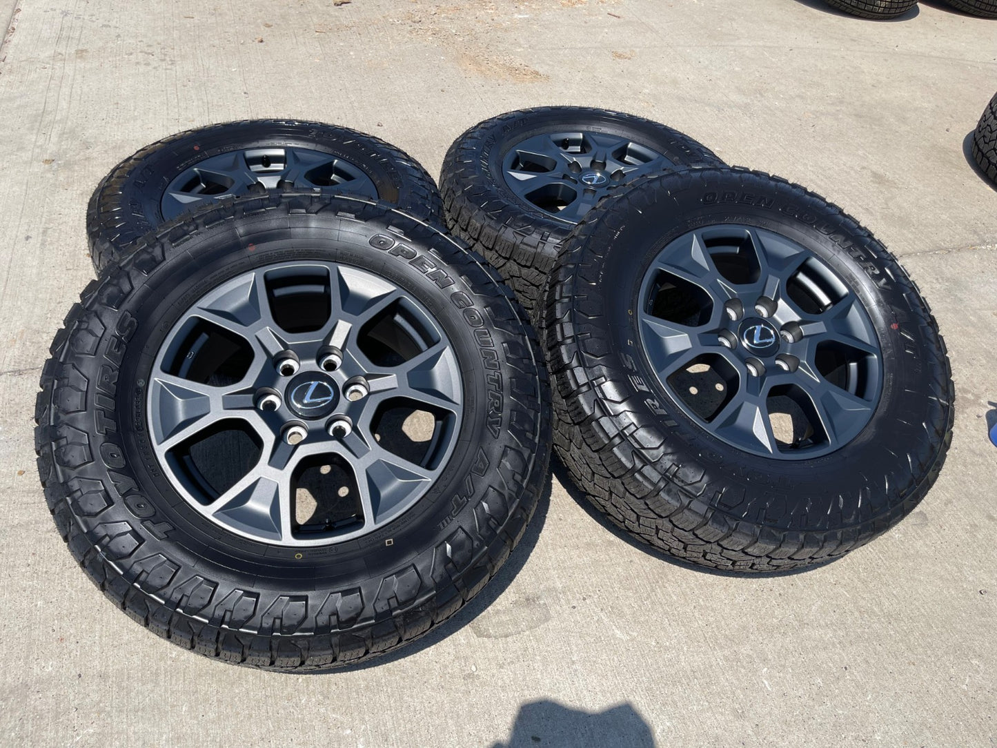 18" Toyota 4Runner Land Cruiser TRD Tundra OEM 10544 wheels rims GX550 TOYO NEW