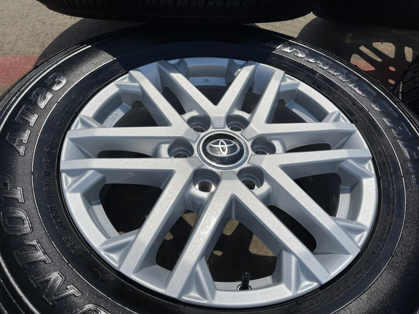18" Toyota Tundra Sequoia OEM wheels rims 75281 LX600 2024 2025 2026 NEW