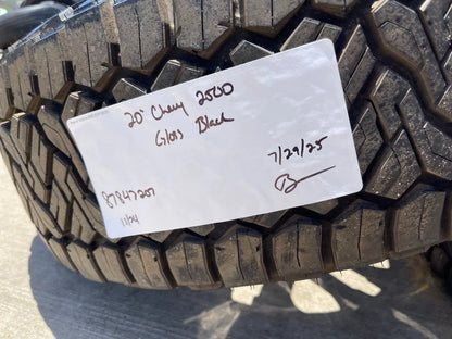 20" GMC AT4 Chevy Silverado Trail Boss 2500 87847207 OEM wheels rims NEW NITTO