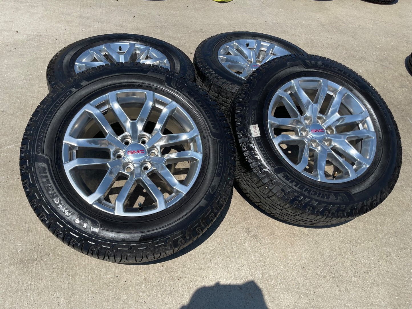 20" GMC Sierra Yukon AT4 Tahoe OEM 5924 wheels rims tires SET MICHELIN