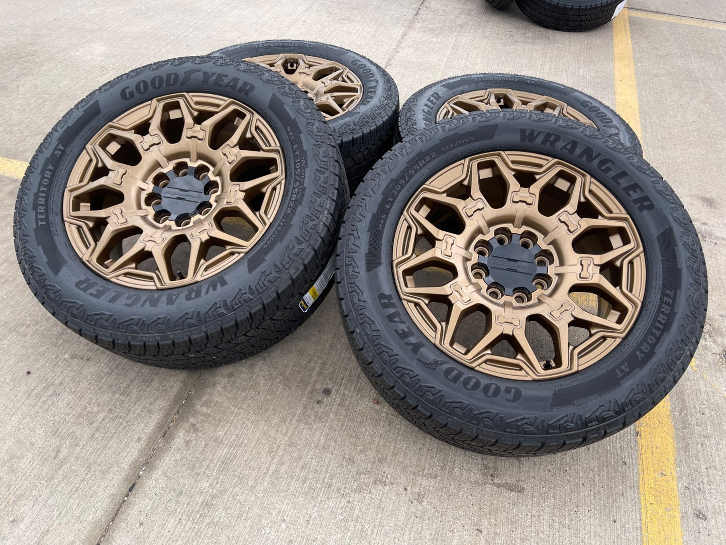 22" Hummer EV HEV 2500 OEM 8x165 14094 wheels rims 2024 2025 2026 NEW GOODYEAR