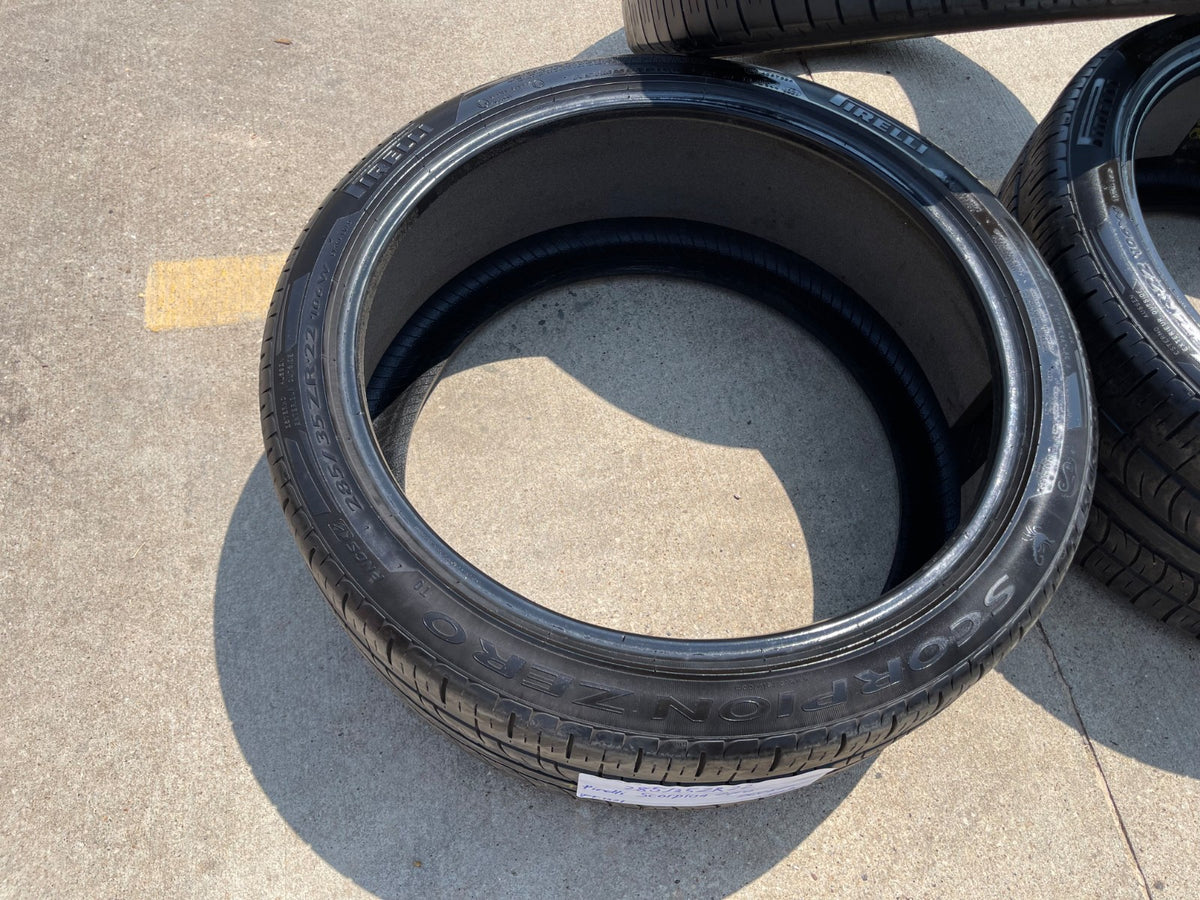 (1) 285/35/22 Pirelli Scorpion Zero PNCS tire 285/35R22 106W XL