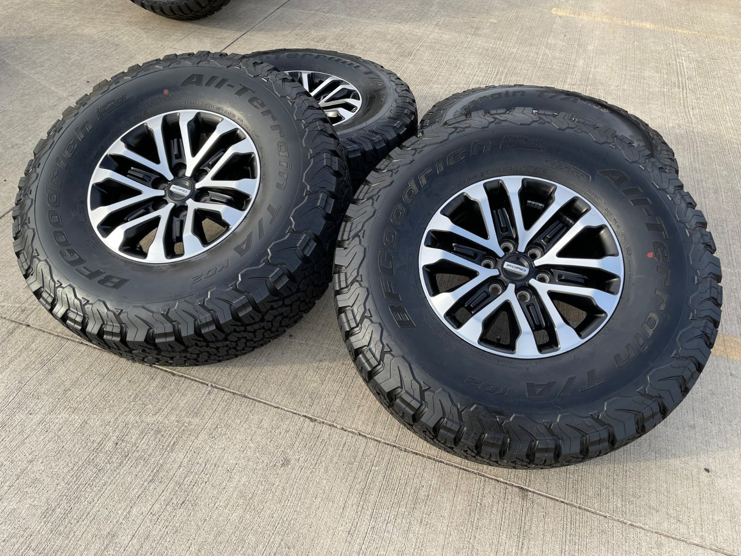 17" Ford F-150 Raptor OEM 96648 rims wheels tires BFG 37" NEW