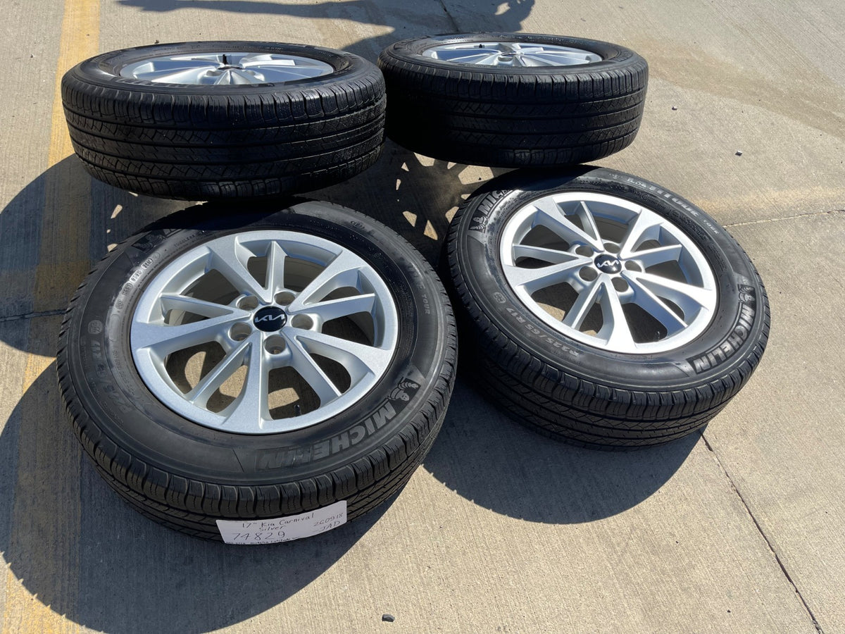 17" Kia Carnival Sportage OEM wheels rims 74829 Sorento Sedona SET