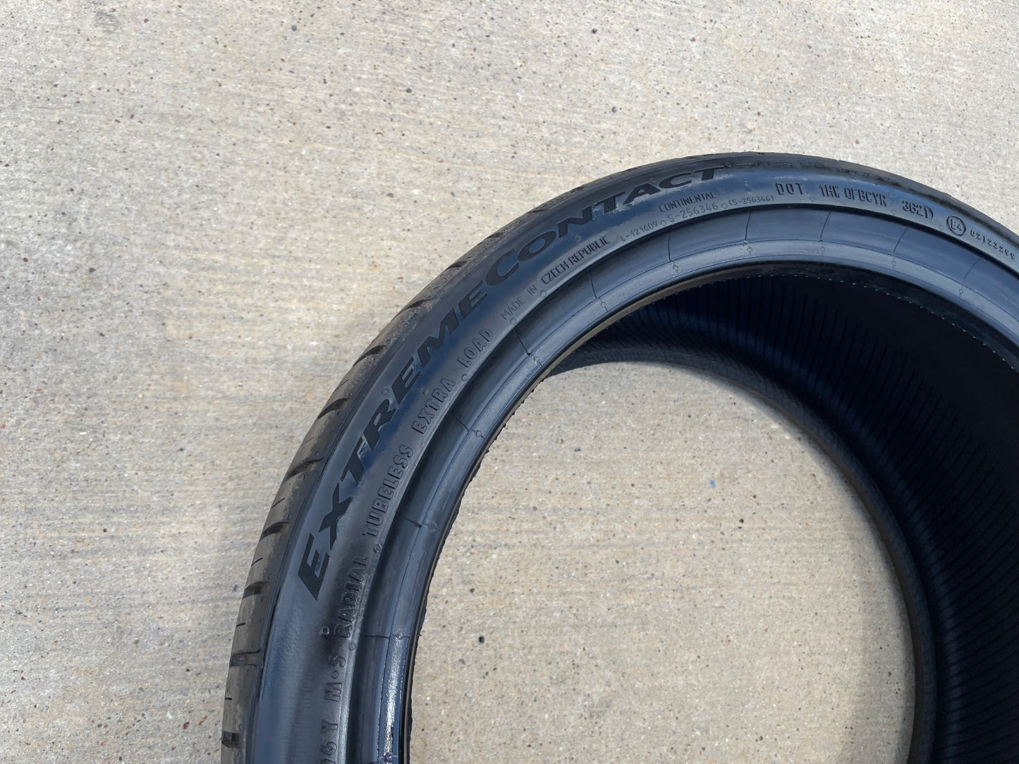 (1) 275/30/19 Continental Extreme Contact DWS06 96Y XL M+S 275/30R19 tire