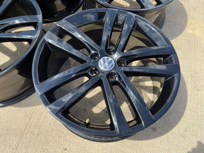 19" VW Atlas Tiguan Passat Golf GTI Jetta OEM 70002 Salvador black wheels rims