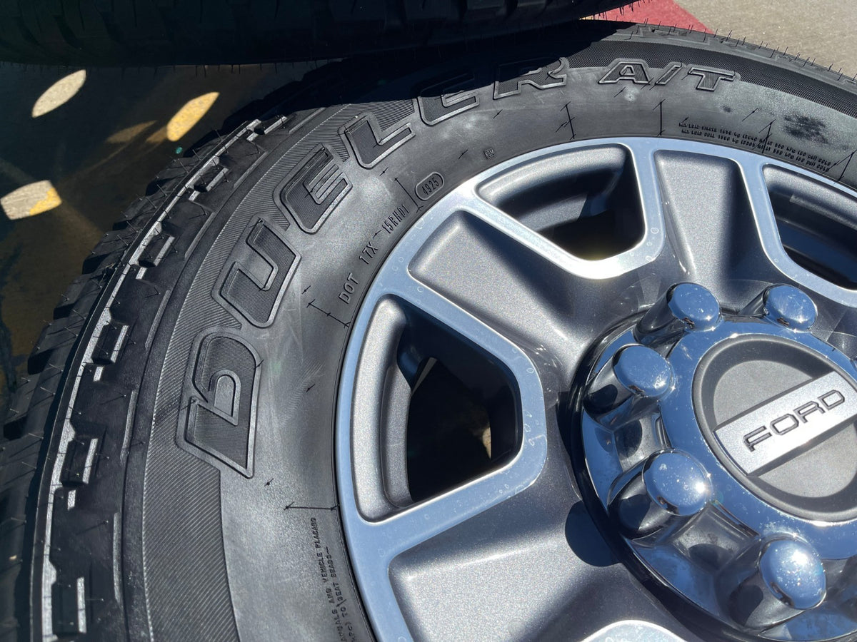 18" Ford F-250 F-350 Lariat FX-4 OEM wheels 10480 10298 BRIDGESTONE A/T SET NICE