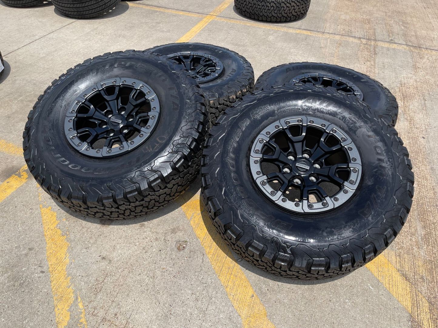 17" Ford F-150 Raptor Bronco R OEM BEADLOCK 51222 rims wheels 37" SET NEW