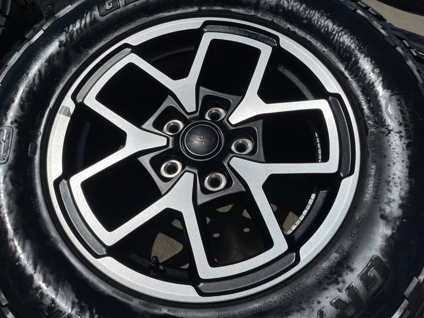 17" Jeep Wrangler Rubicon OEM 95730 9327 wheels rims Gladiator GENERAL A/T