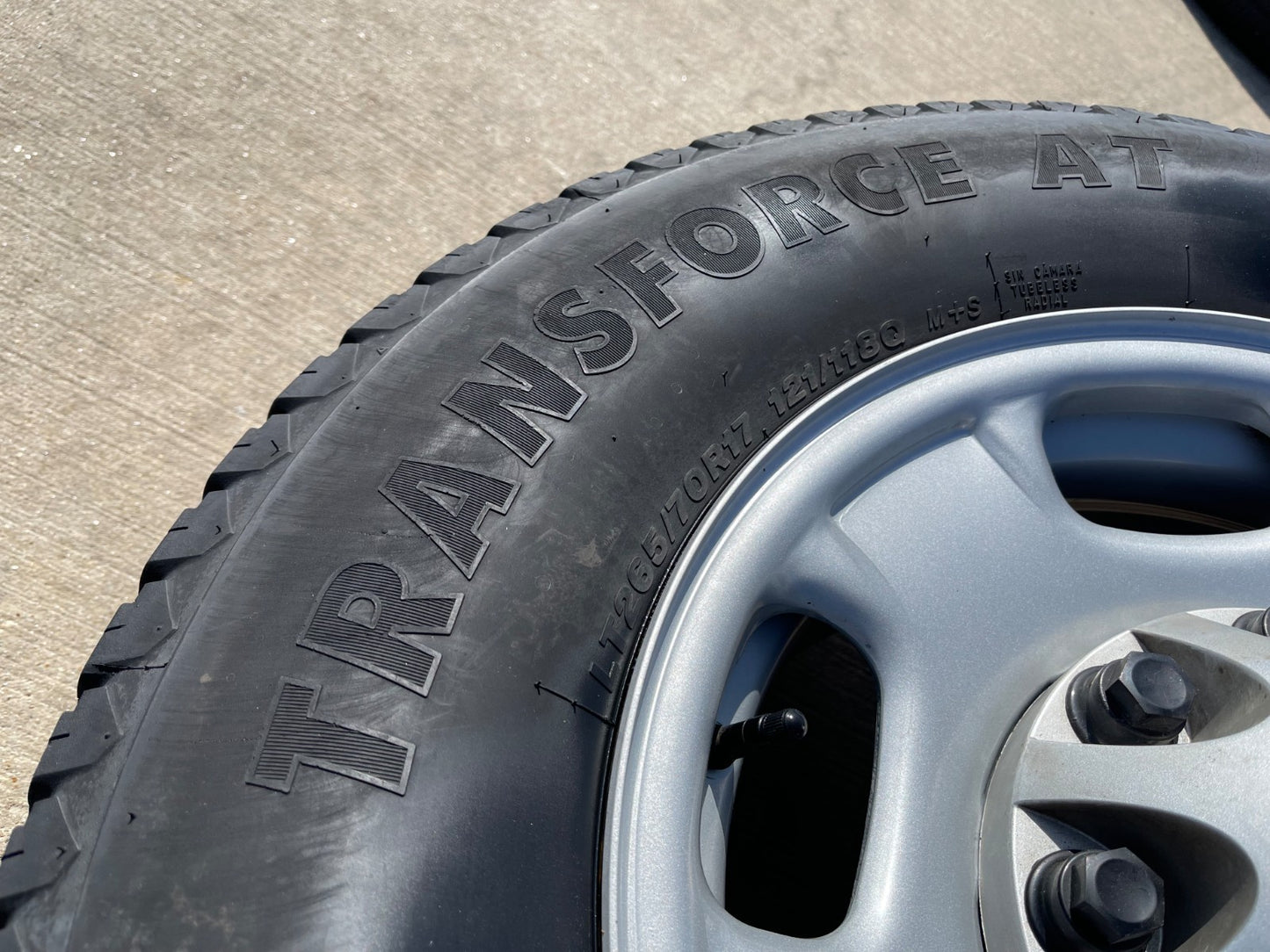 17" Chevy Silverado GMC Sierra 2500 OEM 8095 wheels rims FIRESTONE TRANSFORCE AT