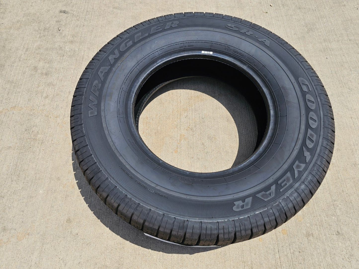 (1) 265/70/17 Goodyear Wrangler SR-A tire P265/70R17 113R M+S NEW