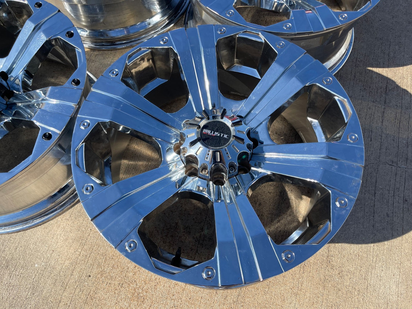 22x9.5 Ballistic Outlaw Chevy Dodge Ram 2500 3500 wheels rims 8x165 8x6.5