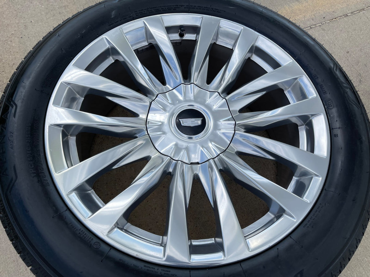 22" Cadillac Escalade Platinum OEM wheel rim 95026 4873 tire spare single