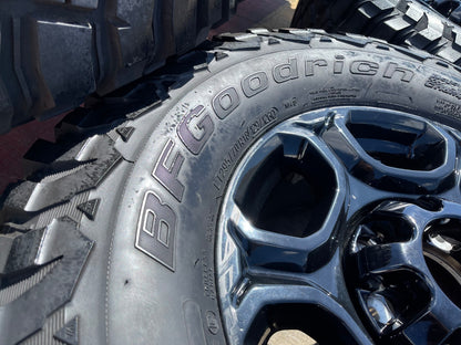 18" Ford F-250 F-350 Lariat FX-4 OEM black 10479 wheels rims BFG KM3 M/T 34"