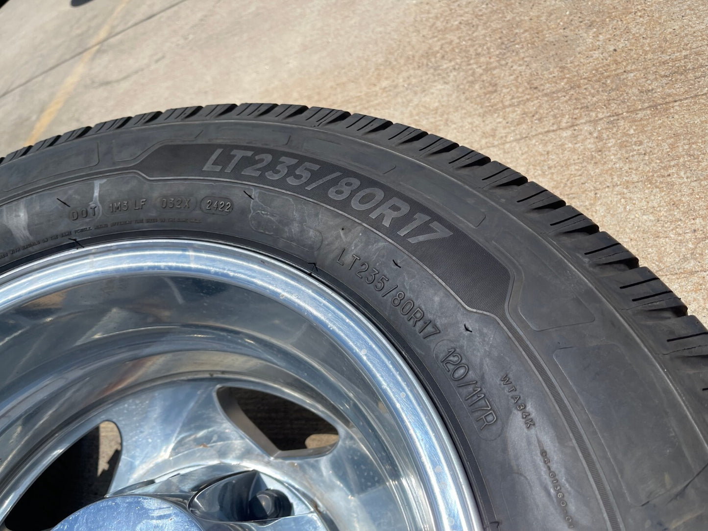 17" Chevy Silverado GMC Sierra 3500 Dually rims wheels OEM 5519 5520 MICHELIN