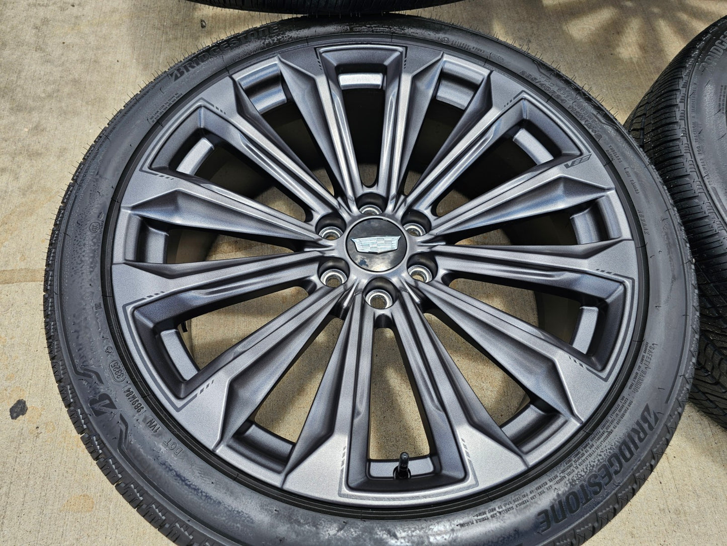 24" Cadillac Escalade V PLATINUM OEM wheels rims tires 2024 2025 2026 2027 NEW