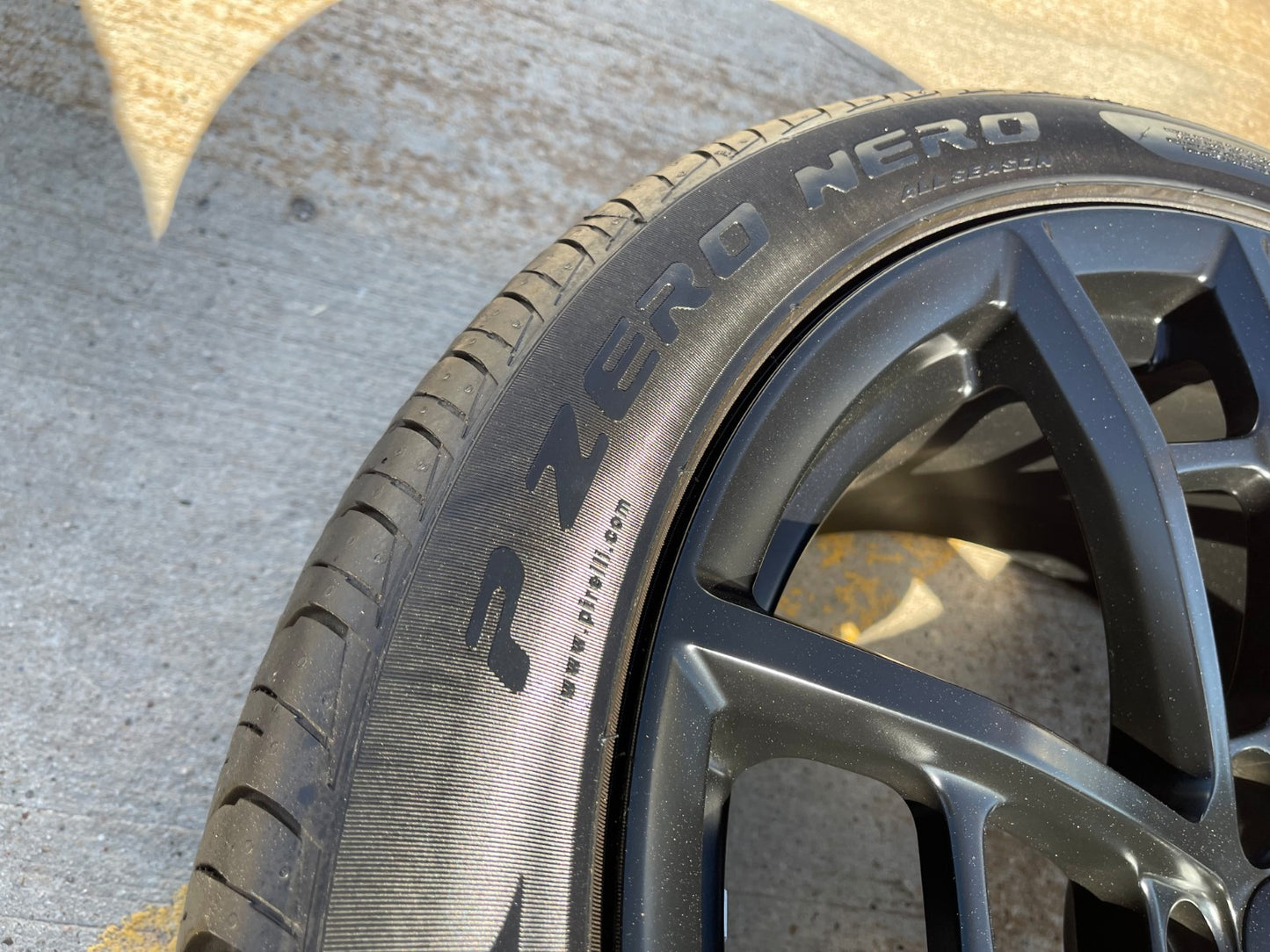 (1) 20" Dodge Charger SRT HELLCAT OEM 2605 2715 wheel rim tire spare PIRELLI
