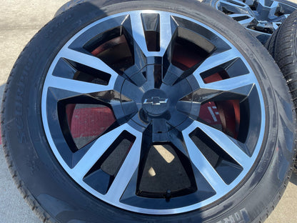 22" Chevy Silverado Tahoe Suburban RST OEM 5620 wheels rims PIRELLI SET