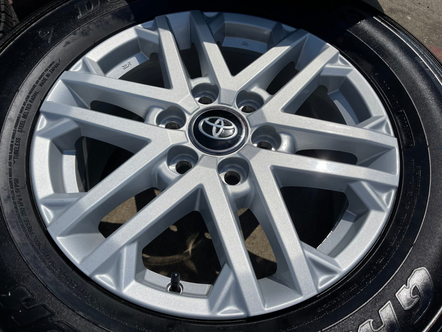 18" Toyota Tundra Sequoia OEM wheels rims 75281 LX600 2024 2025 2026 NEW