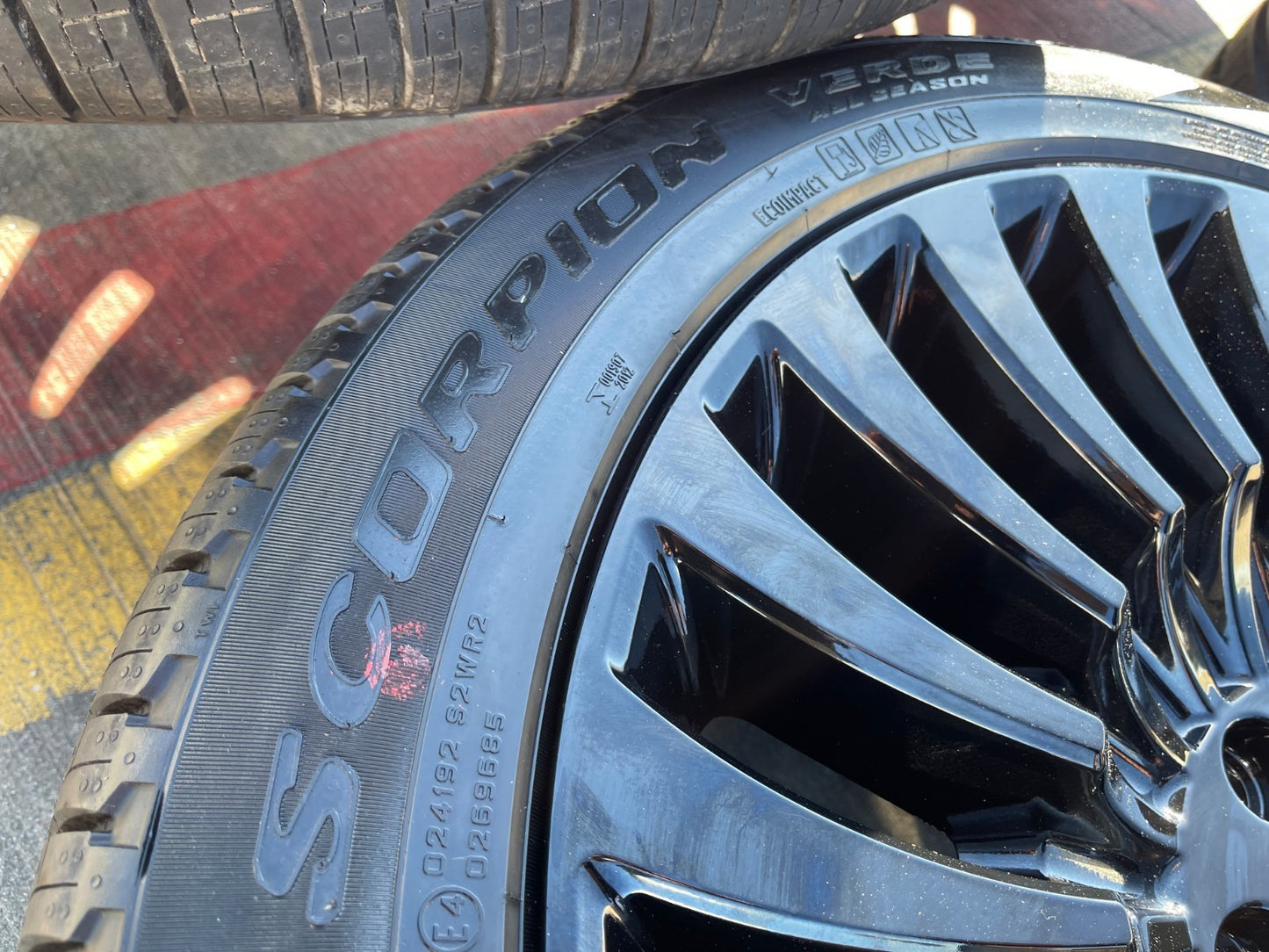 22" Lincoln Navigator OEM rims wheels 10179 Black Label tires MICHELIN NEW