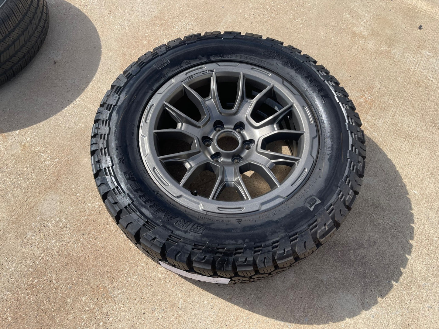 20" 20x9 Ford F-150 ROUSH OEM rim wheel tire Expedition 33" spare