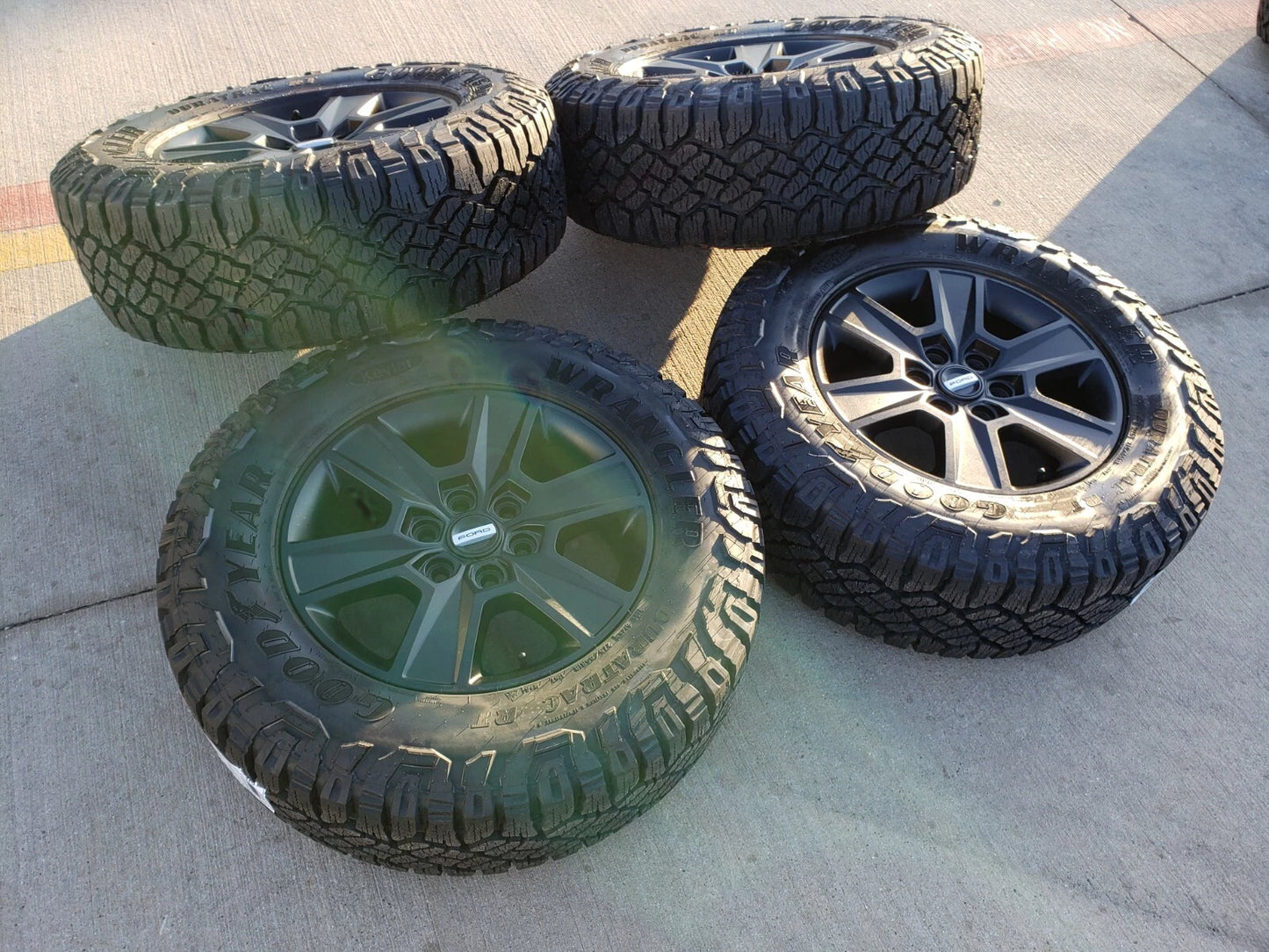 18" Ford F-150 Expedition OEM rims wheels 3997 3999 tires NEW DURATRAC R/T