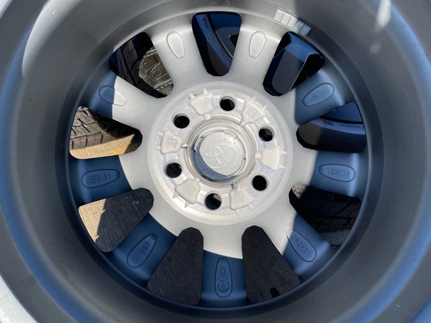 18" Toyota Land Cruiser OEM TRD wheels rims 95952 Tundra Sequoia MICHELIN NEW